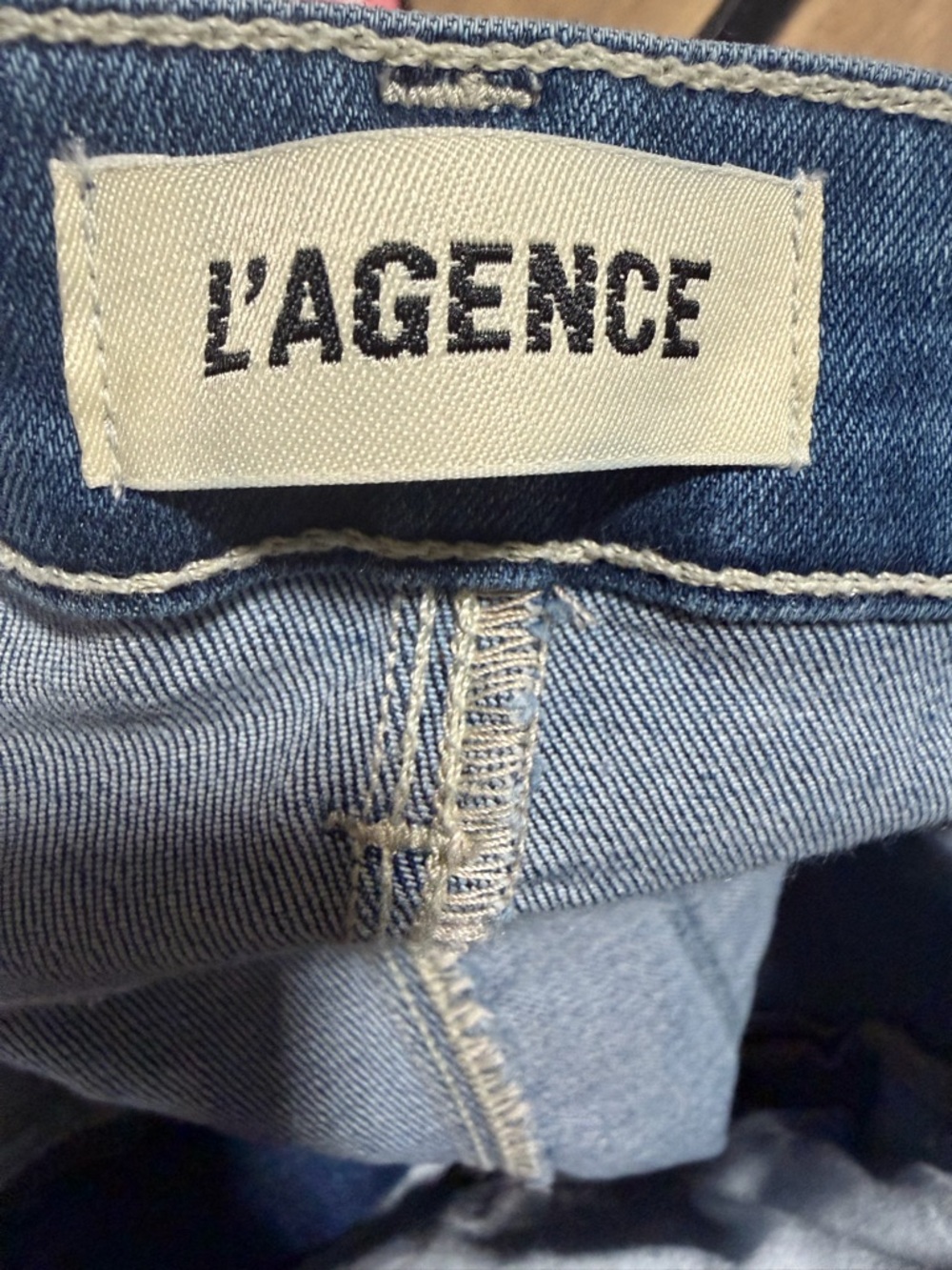 L’AGENCE Size 28 Raw Hem Bootcut Jeans Light Wash Stretch Denim - Picture 4 of 5